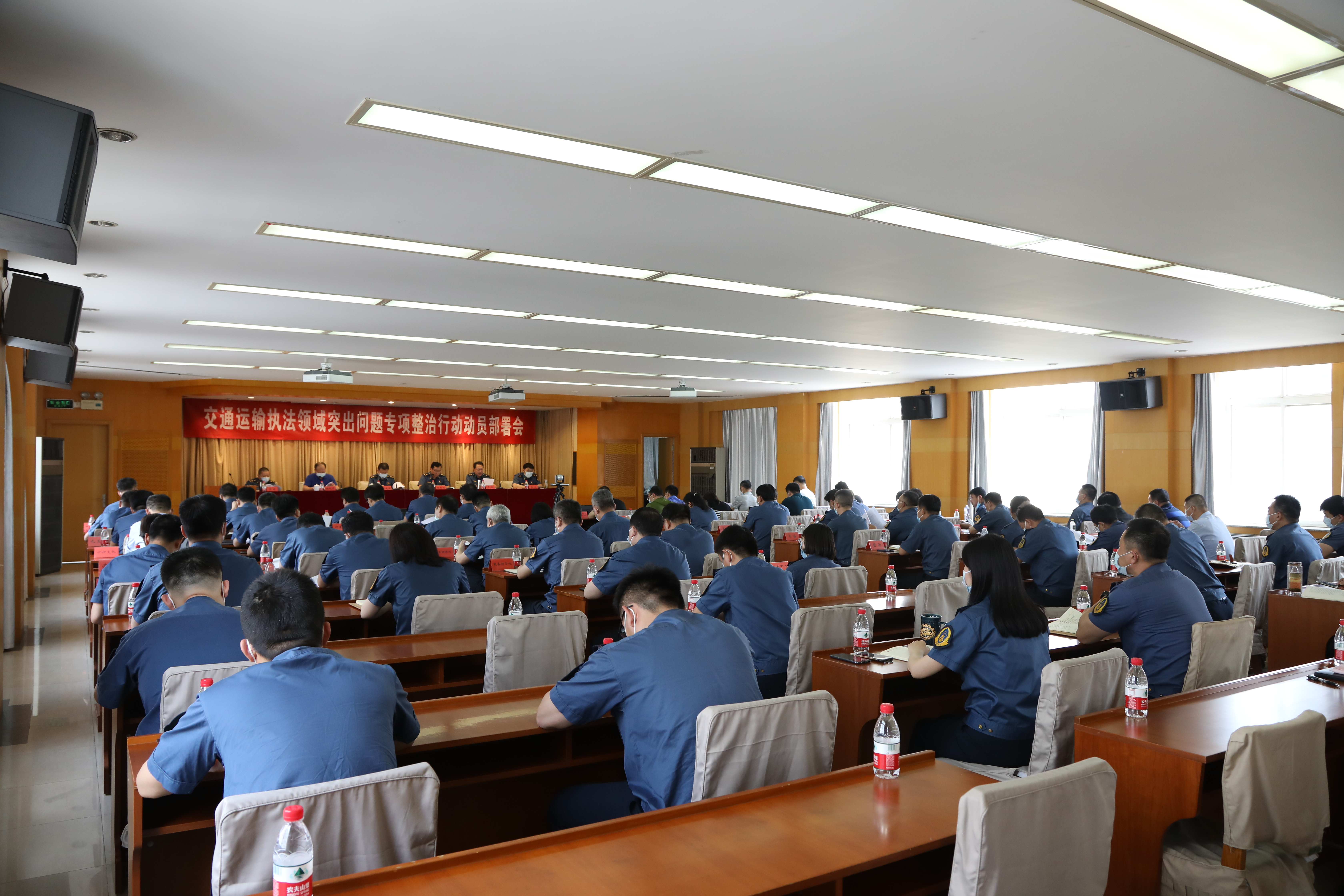 北京市交通运输执法系统全面开展交通运输执法领域突出问题专项整治行动.jpg