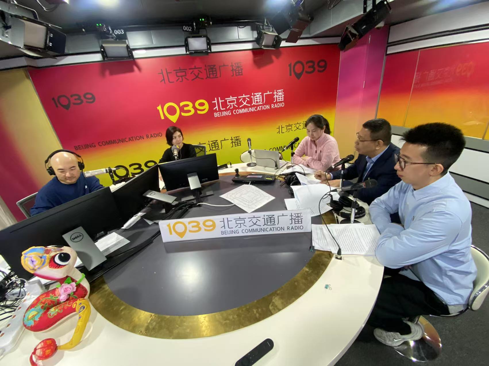 节目现场图.jpg 节目现场图.jpg